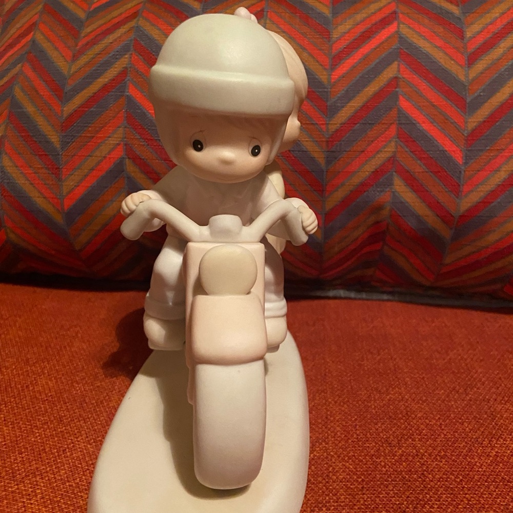 Precious Moment  “ Bon Voyage”Charming Cream Figurine on Scooter